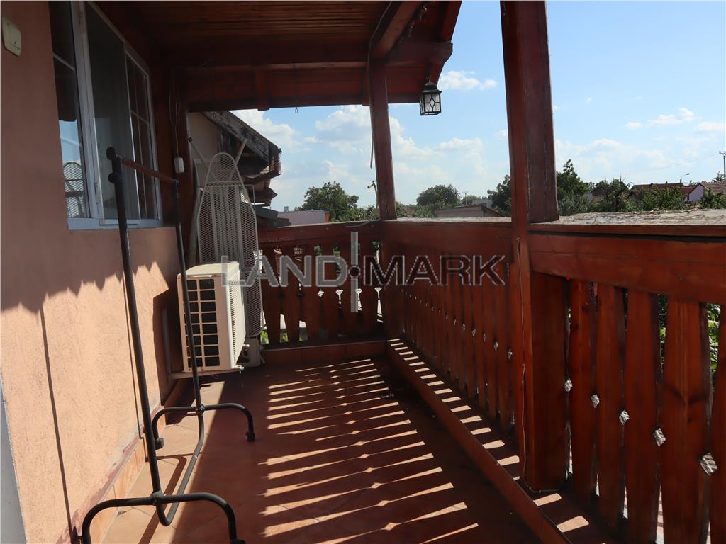 Vila 4 dormitoare, zona Ronat