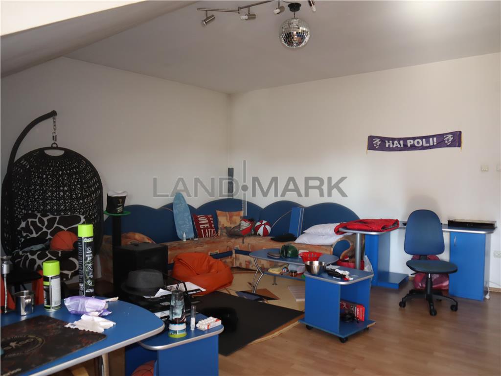 Vila 4 dormitoare, zona Ronat