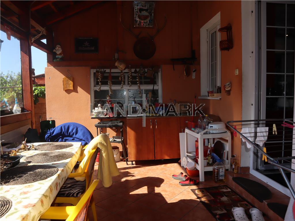 Vila 4 dormitoare, zona Ronat