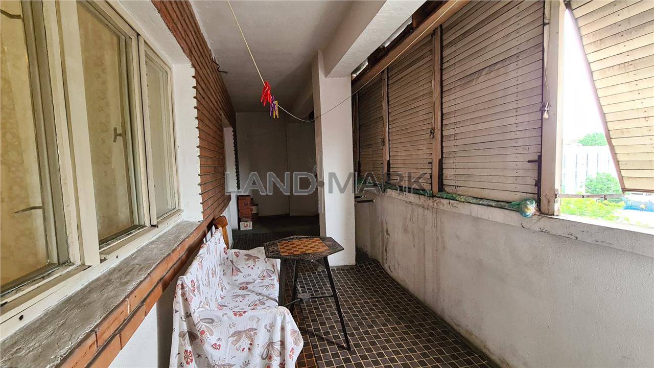COMISION 0% Apartament 4 camere spatios calea Aradului colt Linistei