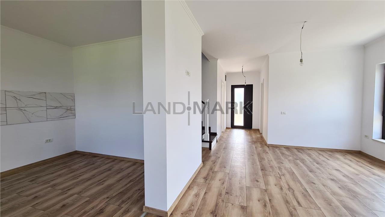 COMISION 0% casa duplex 5 camere Dumbravita zona str Mures