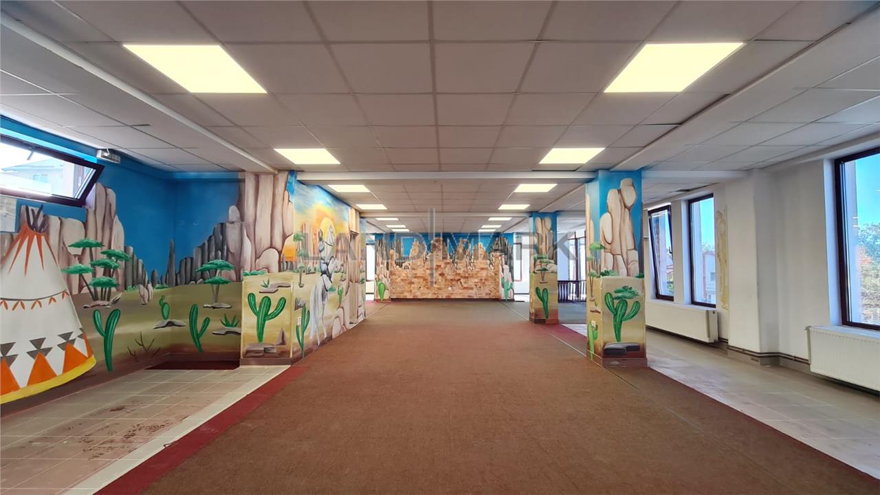 Cladire comerciala 600 mp utili , zona Sagului