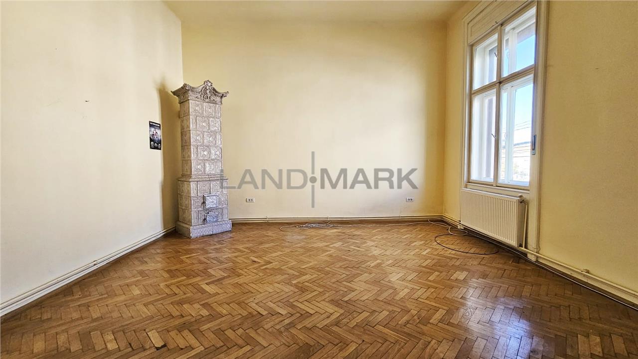 APARTAMENT/BIROU 3 CAMERE DE INCHIRIAT CLADIRE ISTORICA PIATA MOCIONI