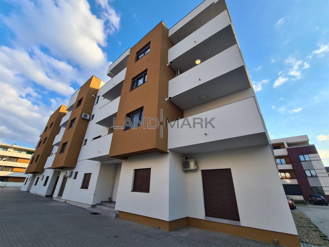 COMISION 0% Apartament premium, mobilat 3 camere 2 bai Dumbravita Kauf