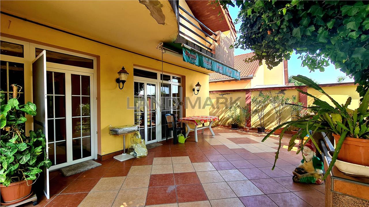 Vila generoasa, 4 dormitoare, piscina, garaj dublu, zona Girocului