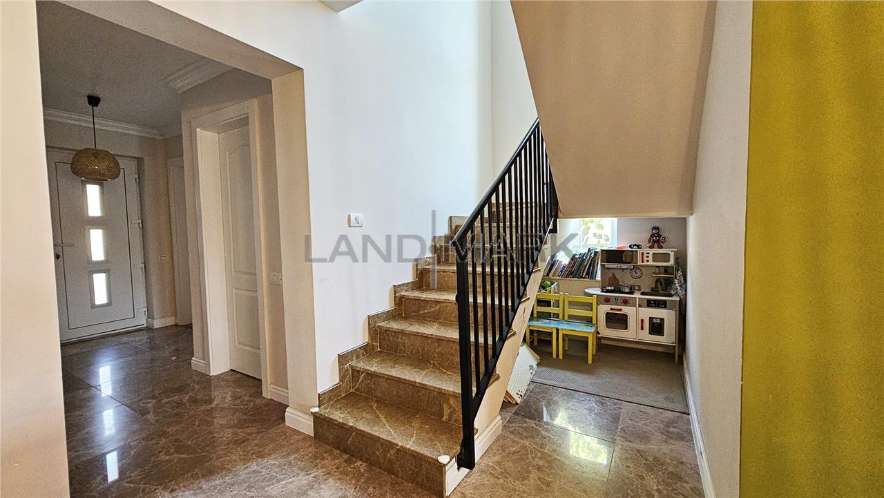 Unitate in Duplex stil mediteranean mobilat zona centrala Dumbravita