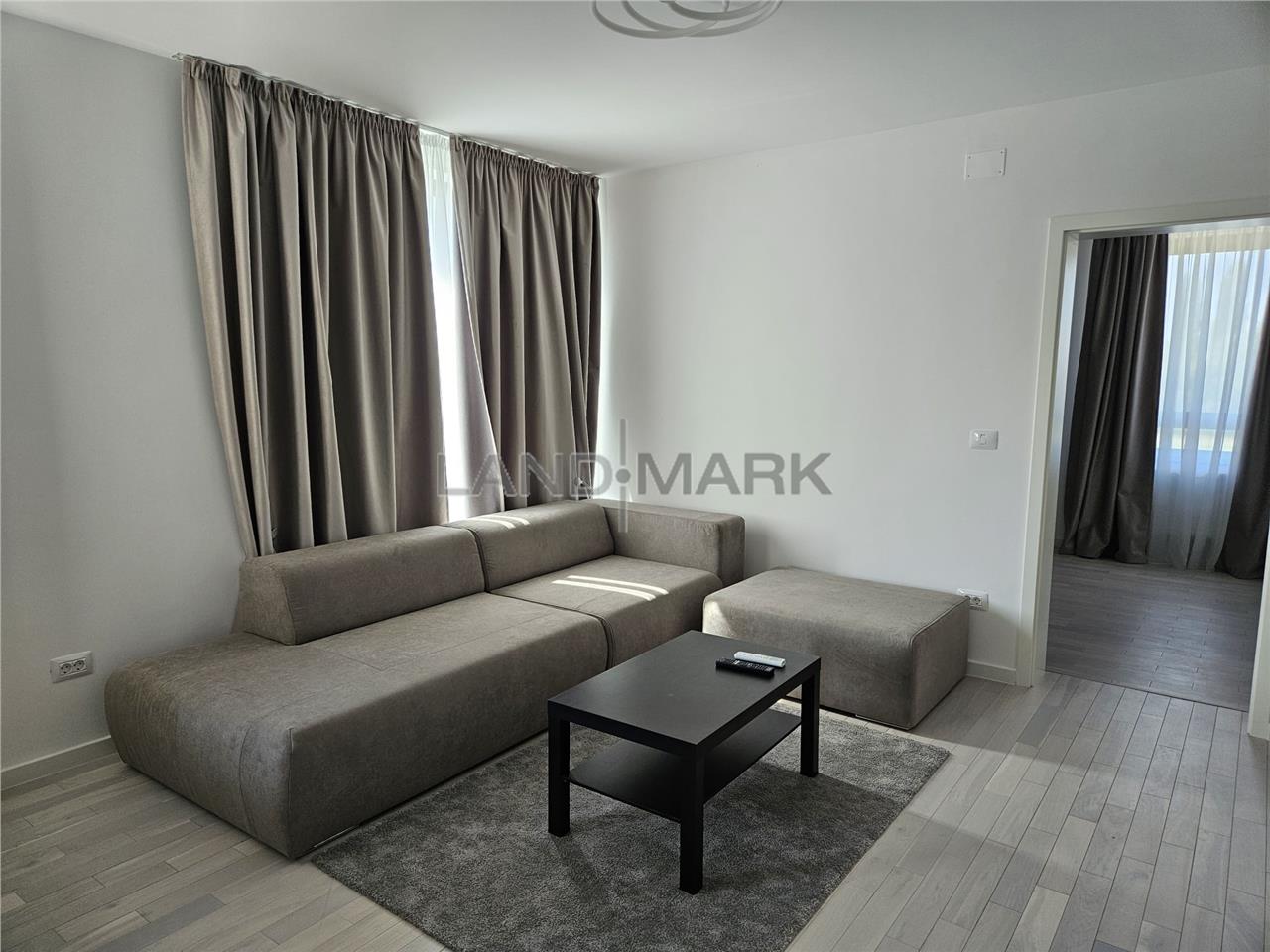 DE INCHIRIAT Apartament 3 camere, 2 bai, str P.Tutea Dumbravita