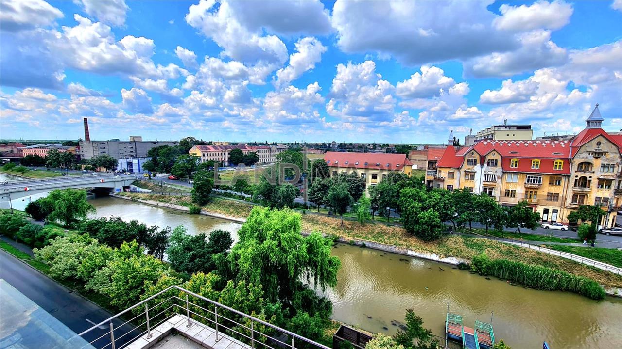 Cladire de birouri / servicii, 1000 mp , semicentral, Timisoara