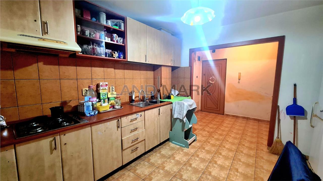 Apartament cu 5 camere Timisoara , zona Girocului