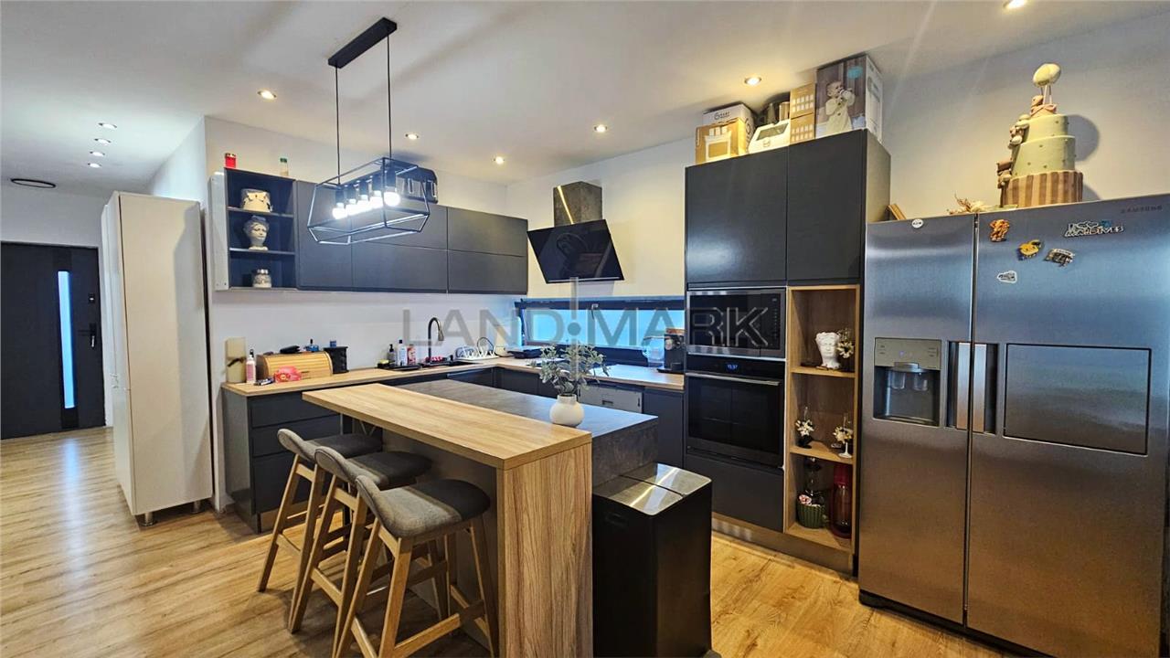 DUPLEX spatios mobilat cu garaj Dumbravita intre Ion Creanga si Mures