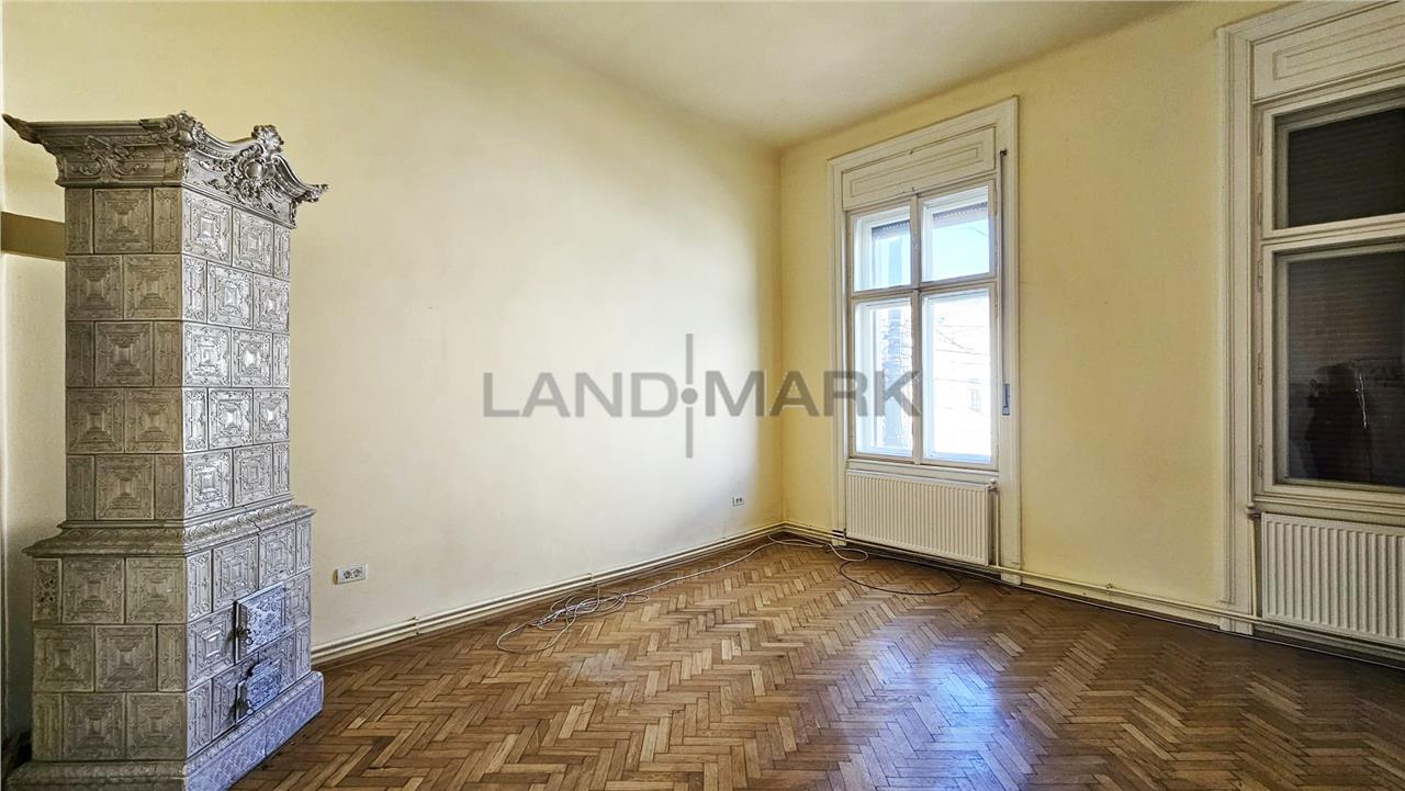 APARTAMENT/BIROU 3 CAMERE DE INCHIRIAT CLADIRE ISTORICA PIATA MOCIONI