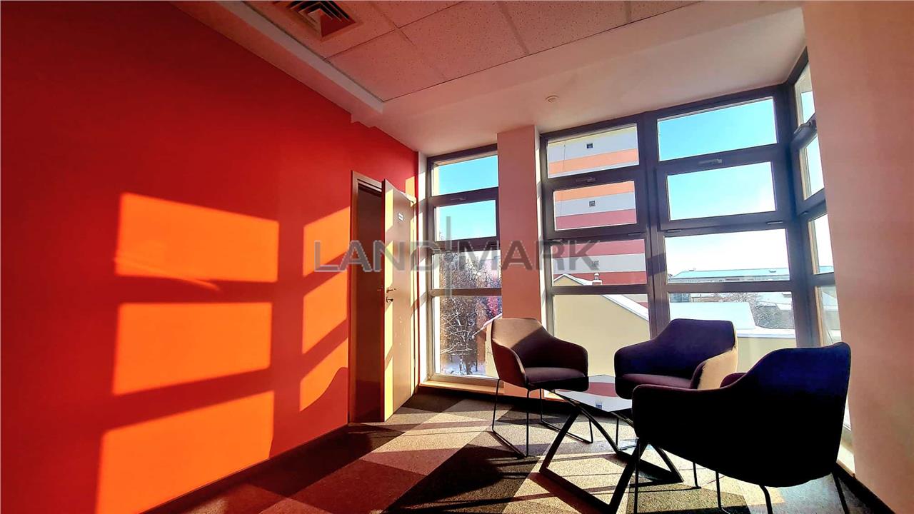 Spatiu SAD birouri / servicii de inchiriat, Zona Complex Olimpia