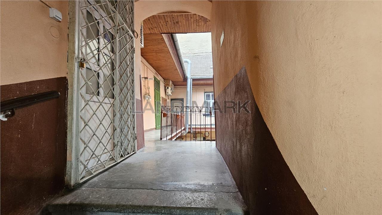 COMISION 0% APARTAMENT 2 CAMERE IN IMOBIL ISTORIC STR EUGEN DE SAVOYA