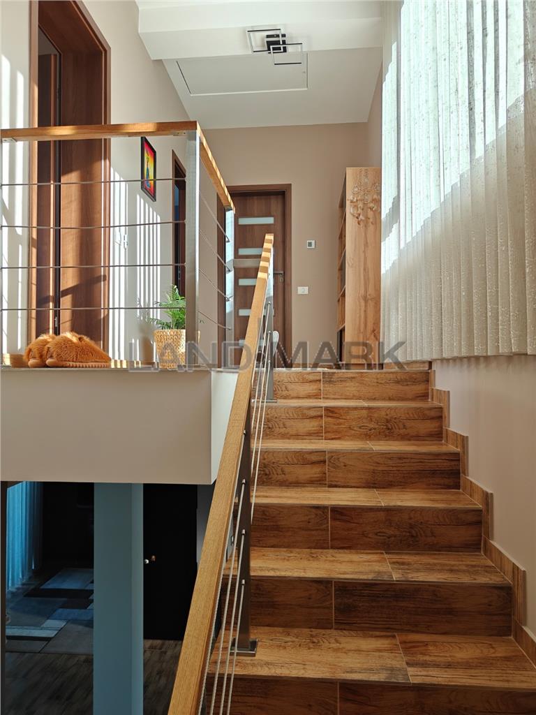 DUPLEX DESPARTIT PRIN CARPORT MOBILAT SI UTILAT DUMBRAVITA VATRA VECHE