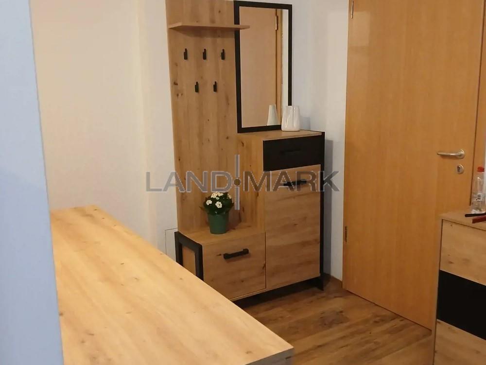 Apartament renovat, dotat, utilat