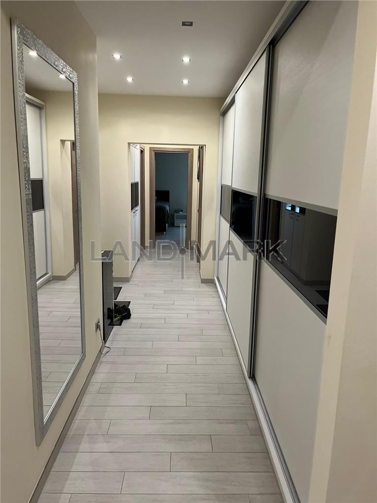 Penthouse de vanzare in zona Aradului Hornbach