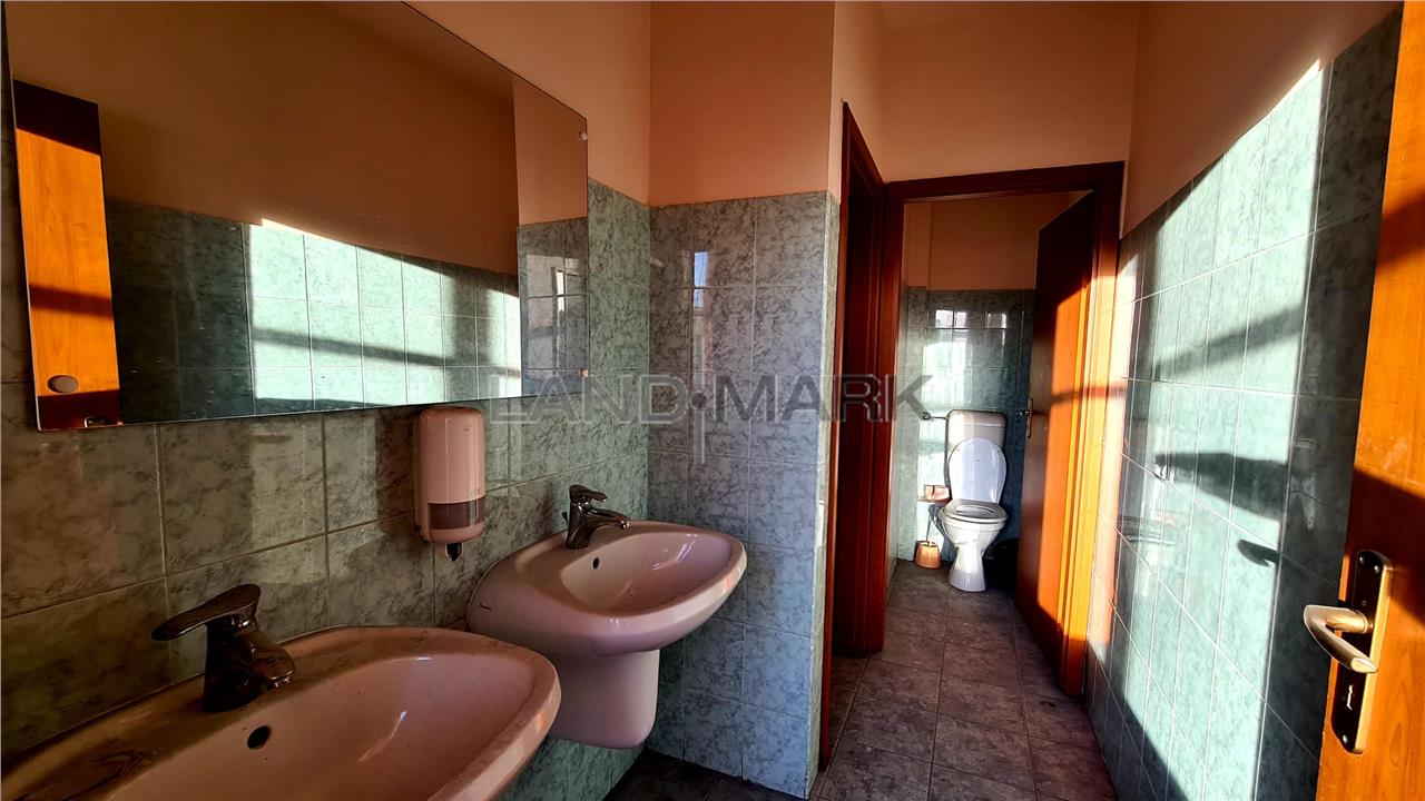 Spatiu SAD, 250 mp, Eatj 1, Zona Complex Stadion