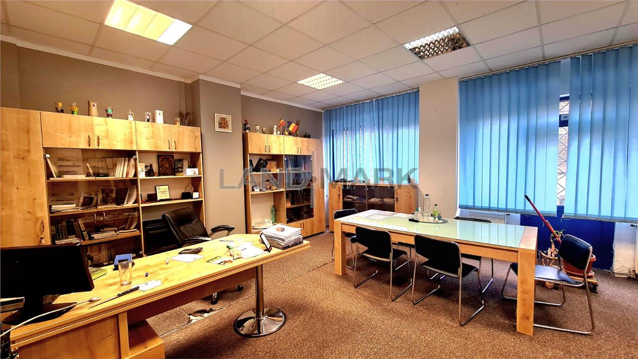 EXCLUSIV Spatiu comercial 560 mp la bulevard, zona centrala.