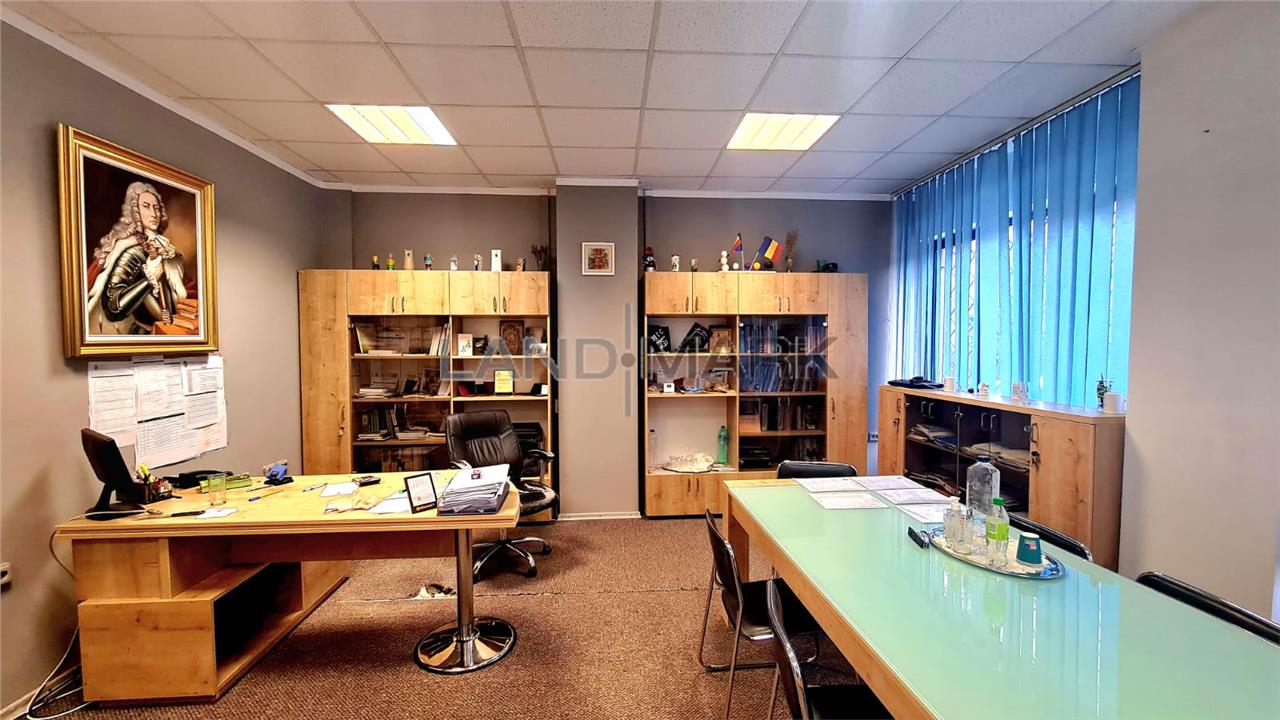 EXCLUSIV Spatiu comercial 560 mp la bulevard, zona centrala.