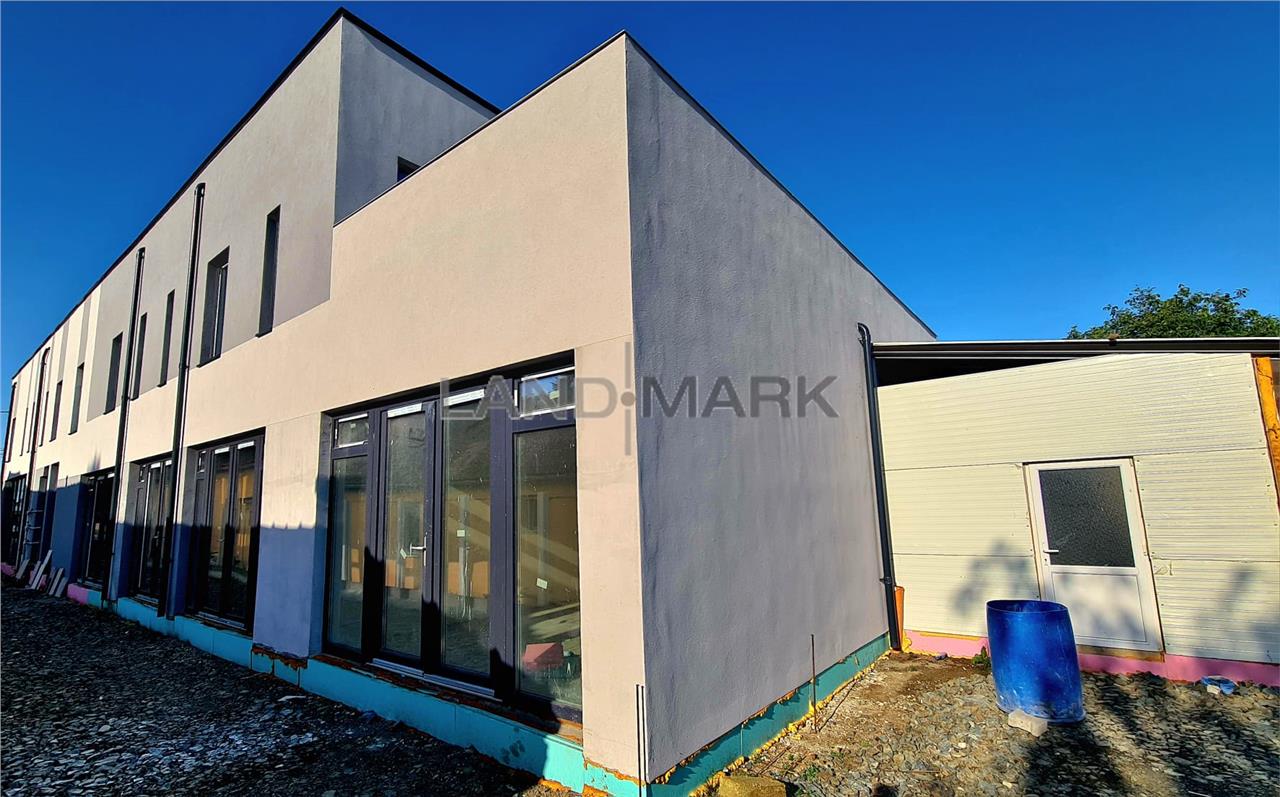 Cladire comerciala 563 mp utili, pozitie excelenta la bulevard