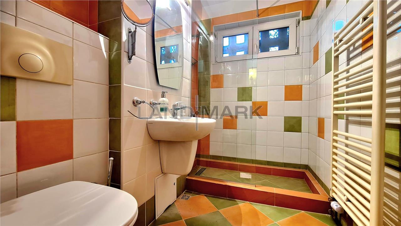 Apartament 4 camere de inchiriat,Circumvalatiunii IULIUS MALL