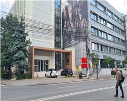 Spatiu Comercial 360 mp , zona centrala la bulevard