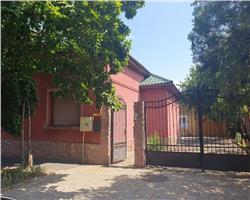 Casa individuala de vanzare in zona Elisabetin