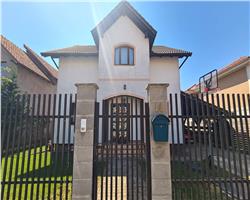 COMISION 0% Casa individuala cu carport si anexa in Dumbravita