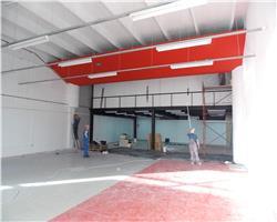 Spatiu comercial 850 mp utili, parcare, zona Sagului