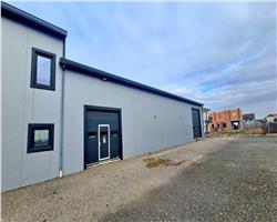 Cladire comerciala / depozit de inchiriat , Mosnita Noua Timis