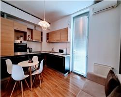 Proprietar, 2 camere bloc nou, parcare privata, zona Complex